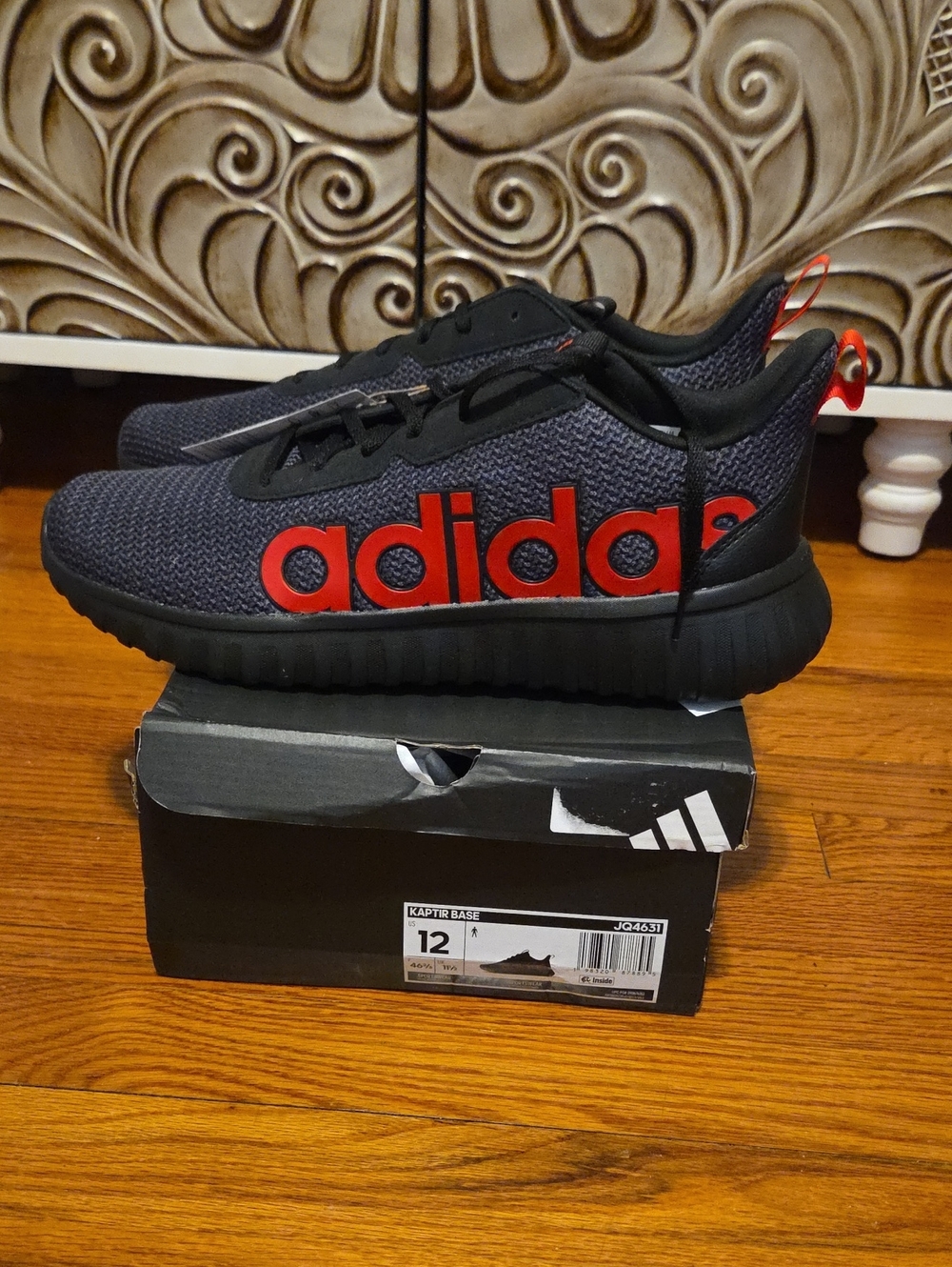 adidas Mens Kaptir Base, Size 12. NIB